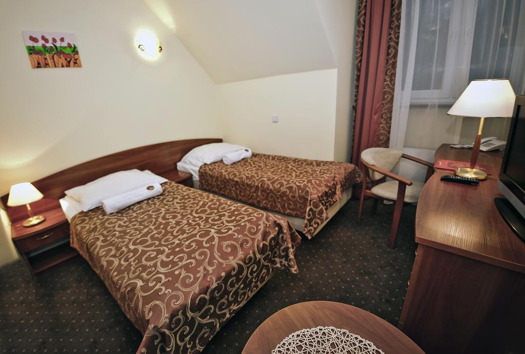 Hotel Wityng Slesin  Bilik gambar