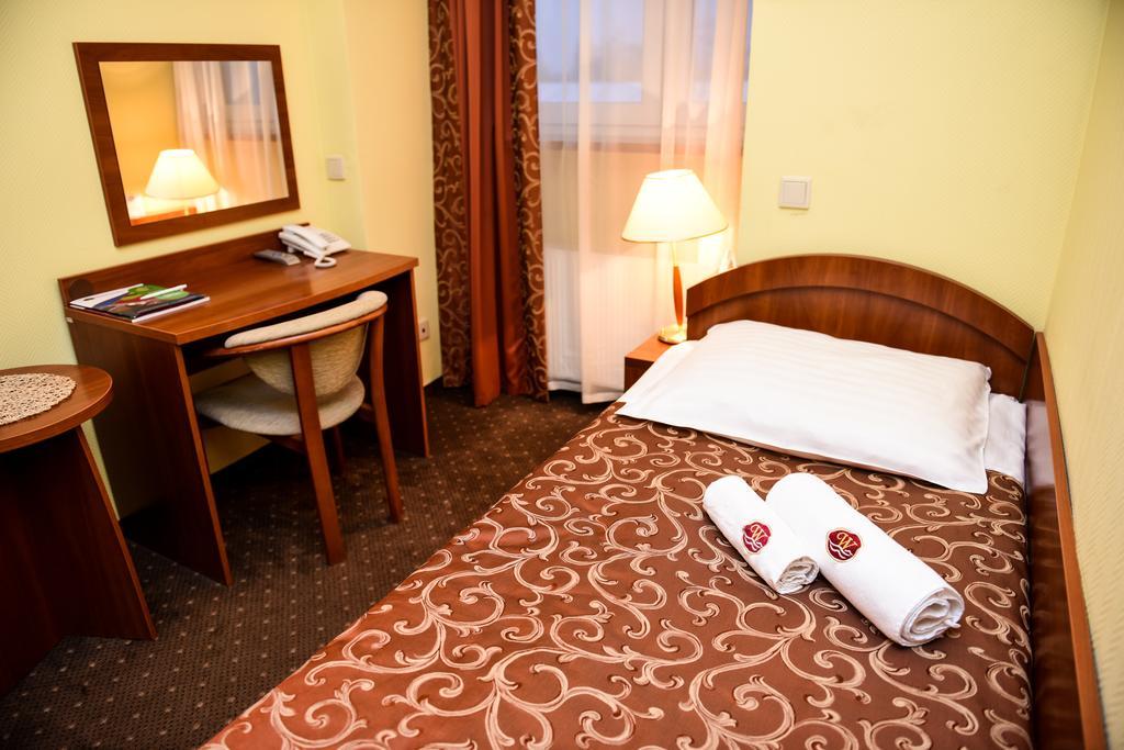 Hotel Wityng Slesin  Bilik gambar
