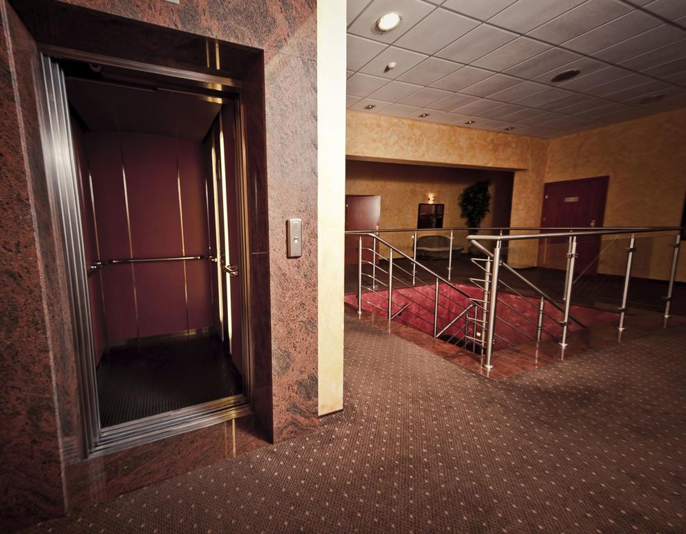 Hotel Wityng Slesin  Luaran gambar